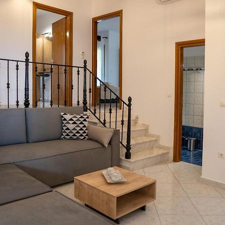 Sea View Apartment Grek Nea 4 네아 로다 외부 사진