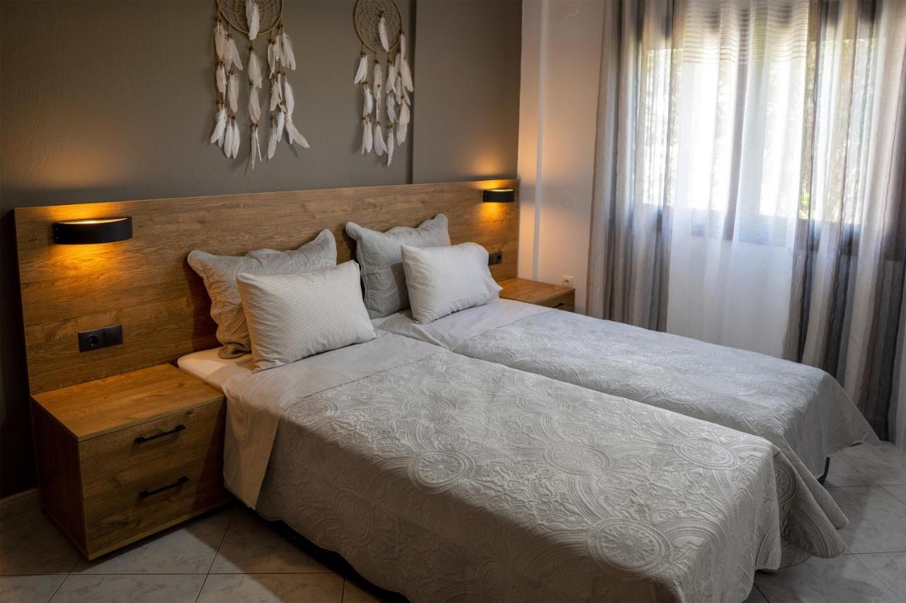 Sea View Apartment Grek Nea 4 네아 로다 외부 사진